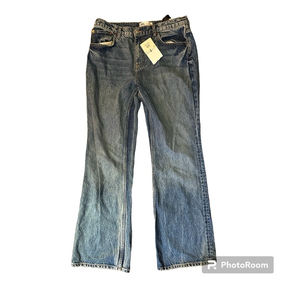 Zara wide boot cut Jeans with a High Waist